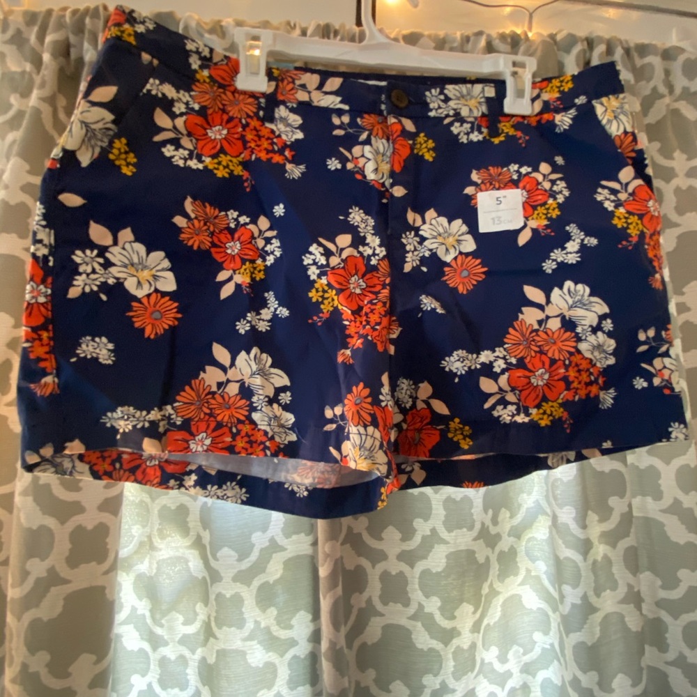 Old navy floral shorts